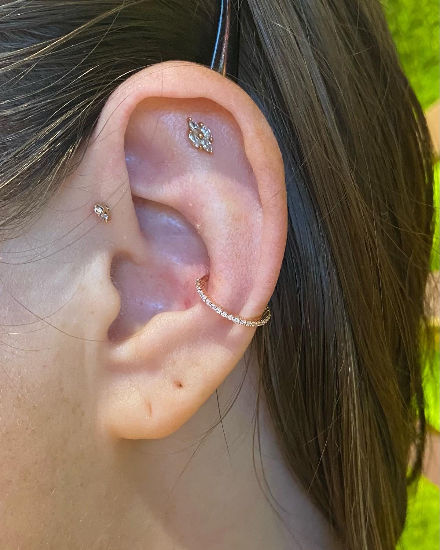 16g Side Set Radiant Hinge Ring in Rose Gold