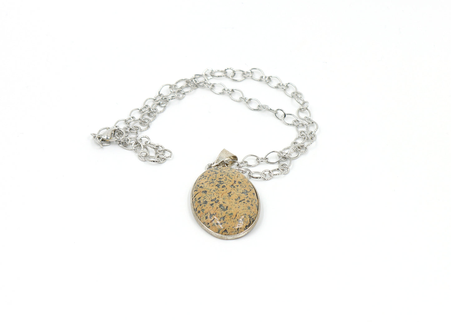 Agate Pendant with Silver Chain