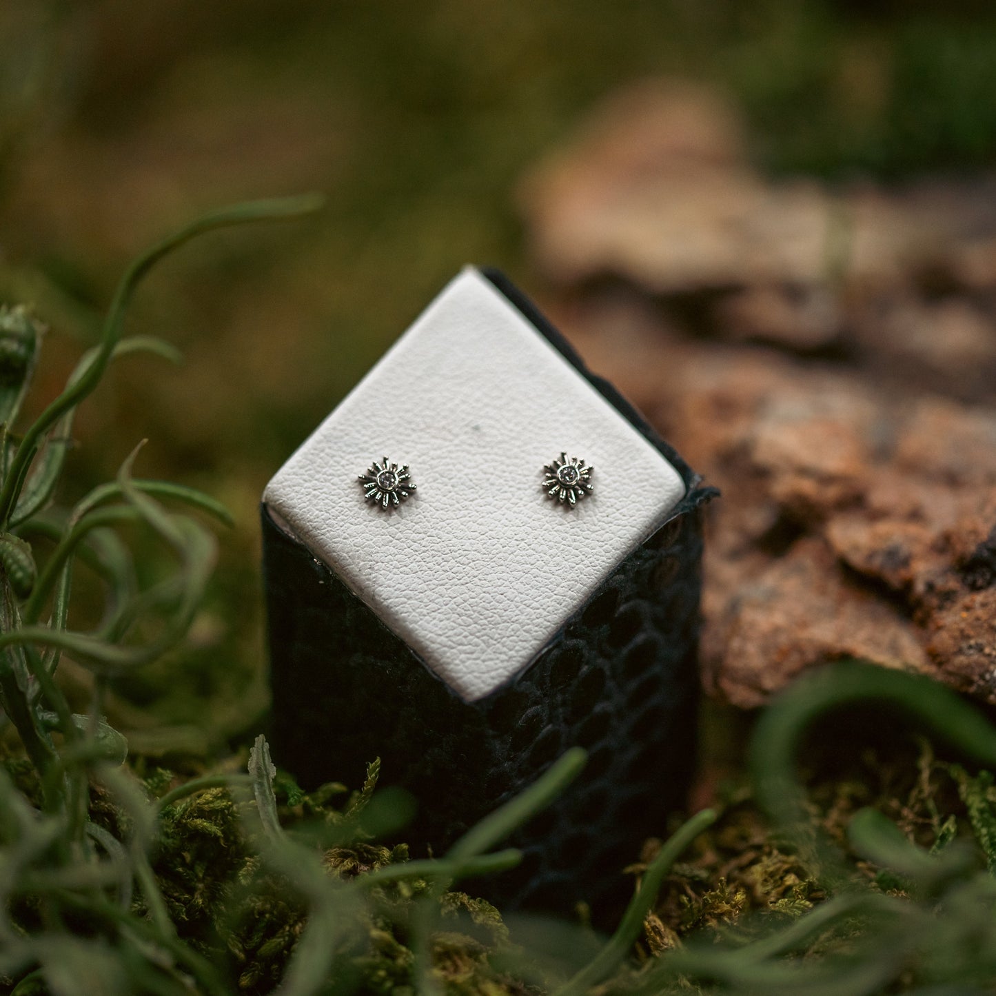 18g/16g BVLA Threaded Sunray w/ VS White Diamond - Small