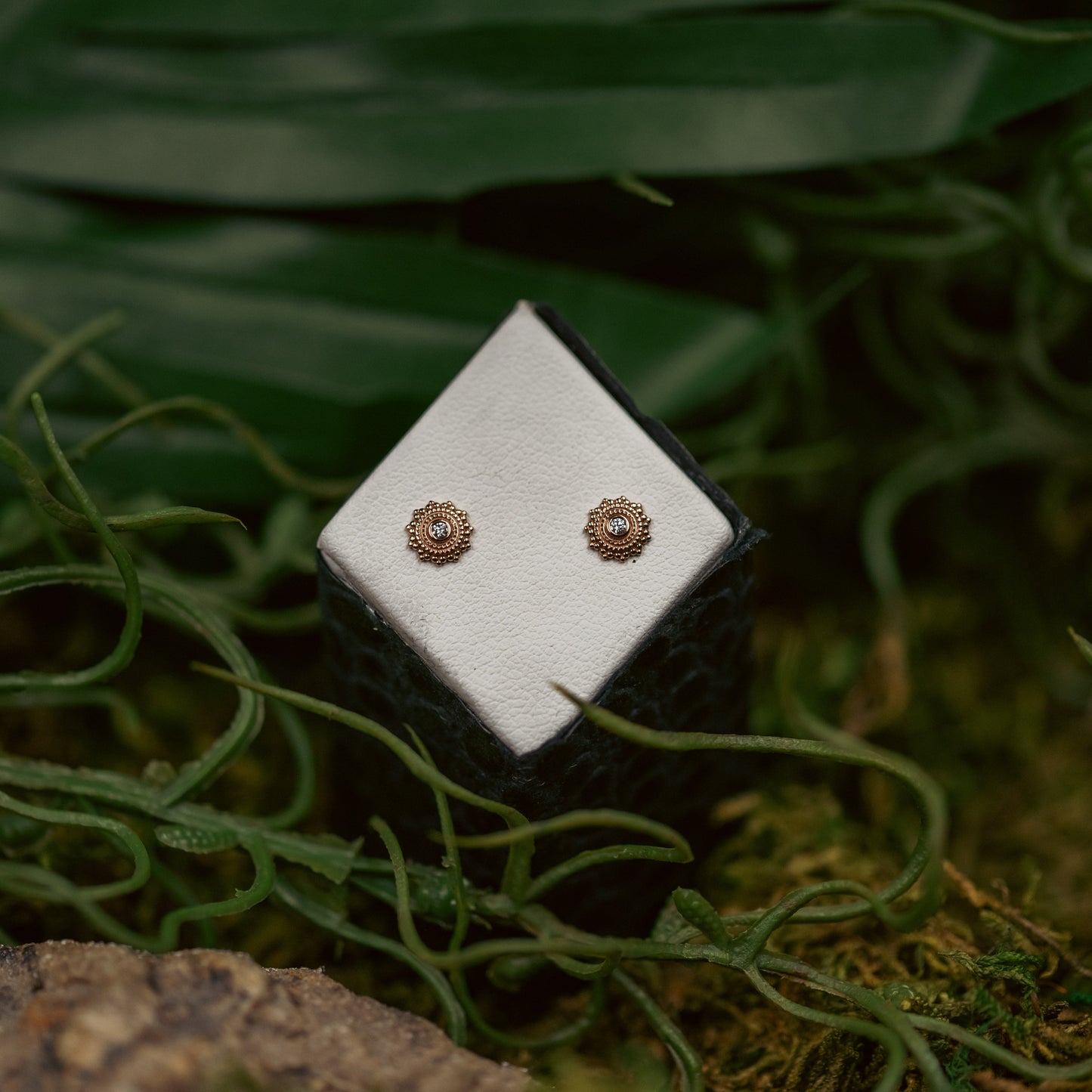 18g/16g BVLA Threaded Aghan w/ VS Diamond - 4mm