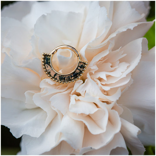 16g Harmonic with Genuine Moss Agate Hinge Ring